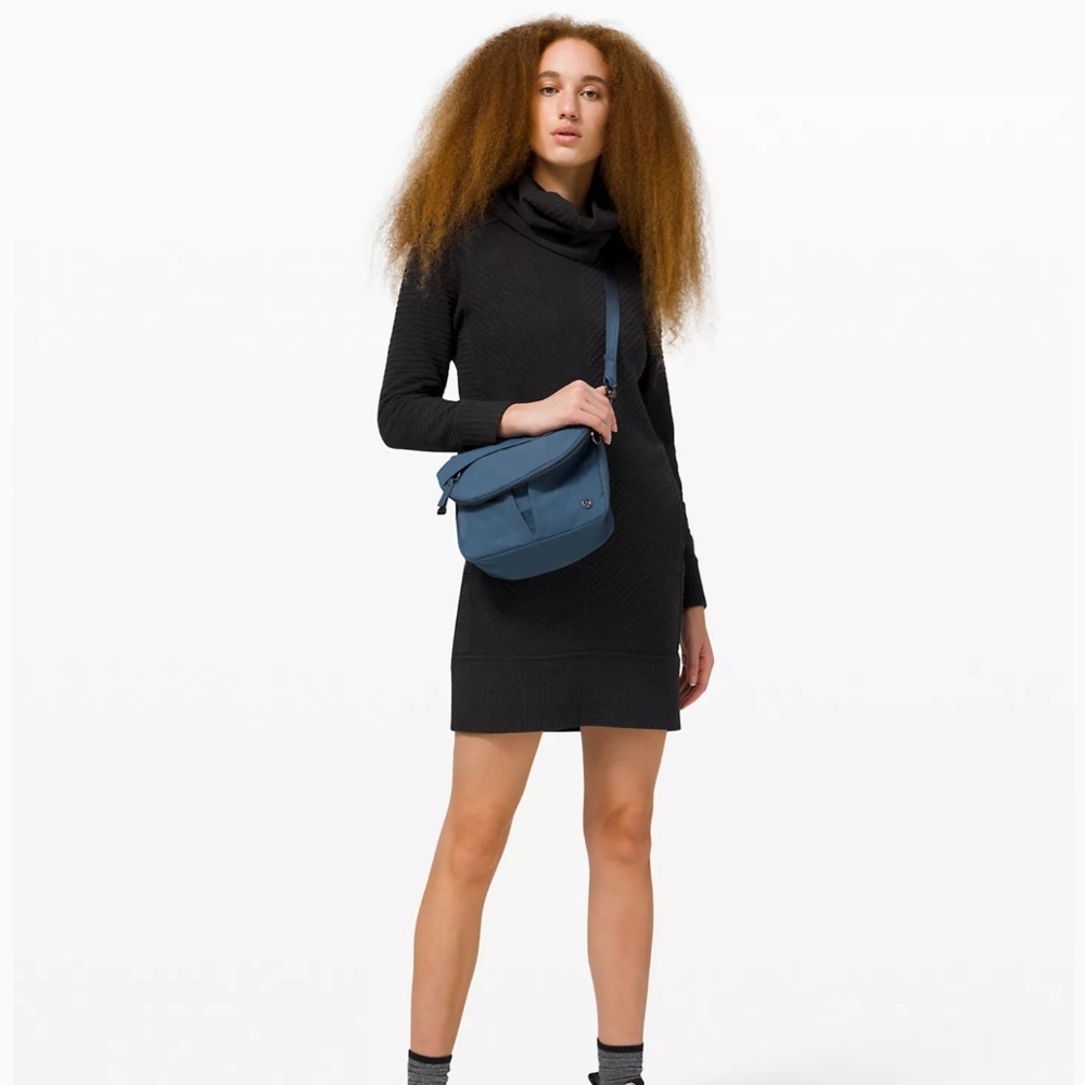 Lululemon On Repeat Black Dress